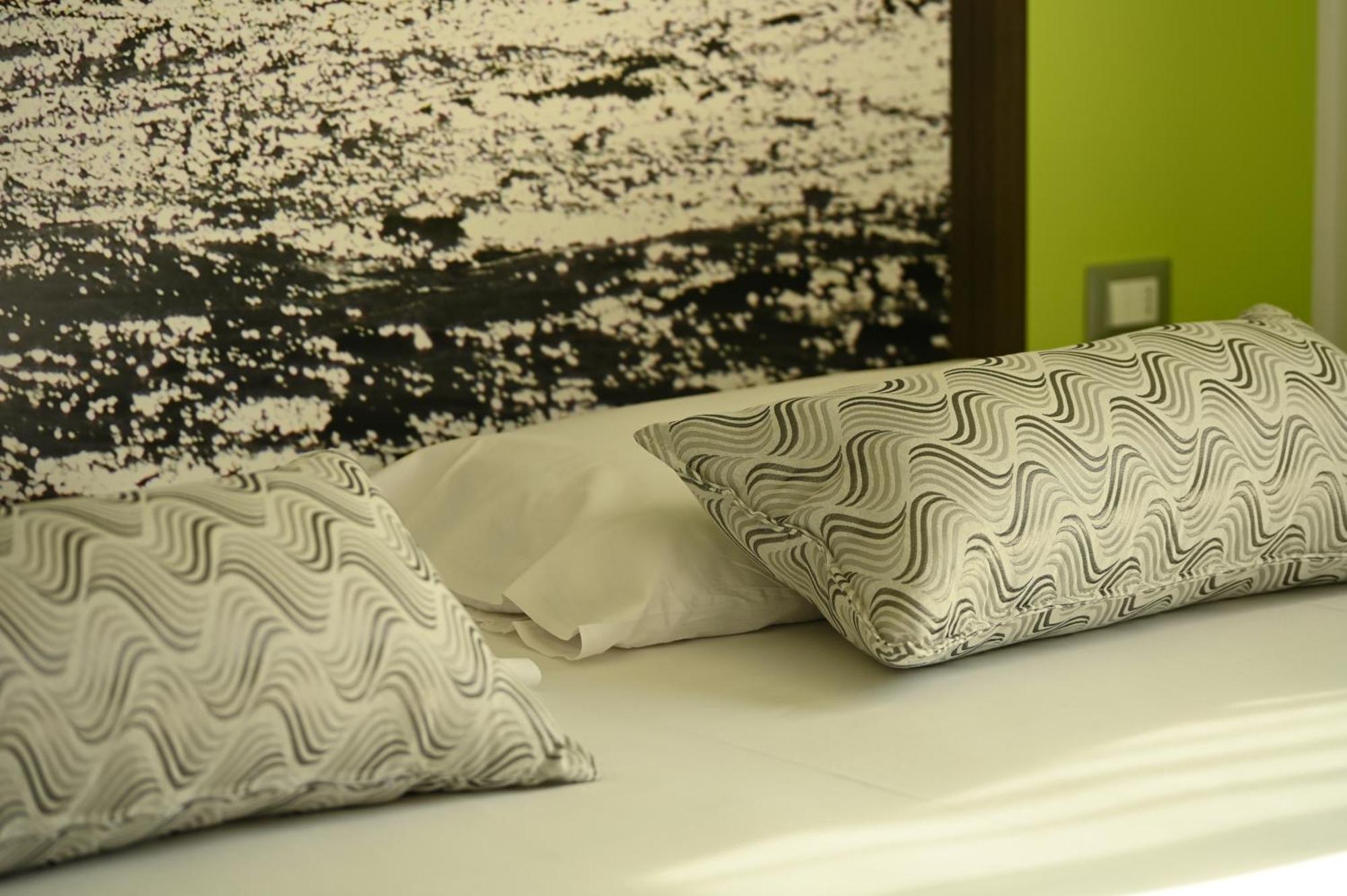 Aparthotel Gardesana Active